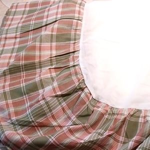 *New* Plaid Queen Size Bed Skirt